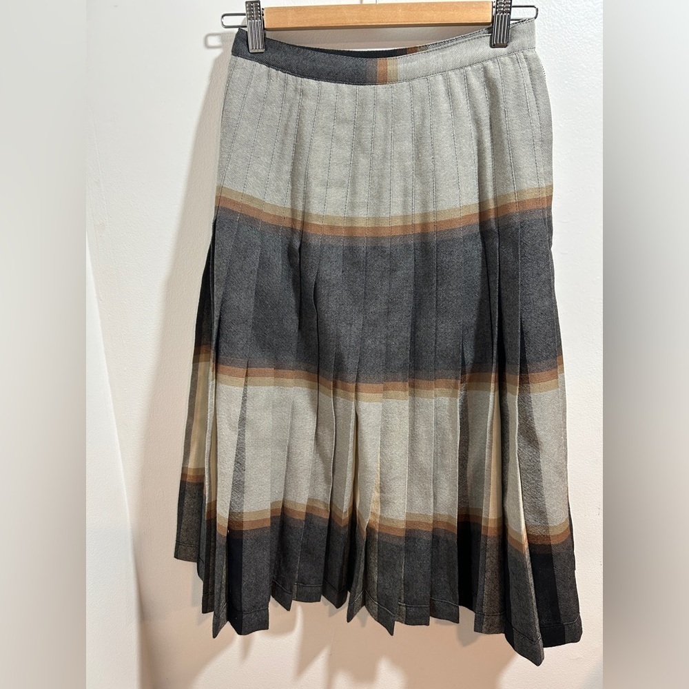 Vintage Highland Queen reversible Plaid wool Skirt - Picture 5 of 6
